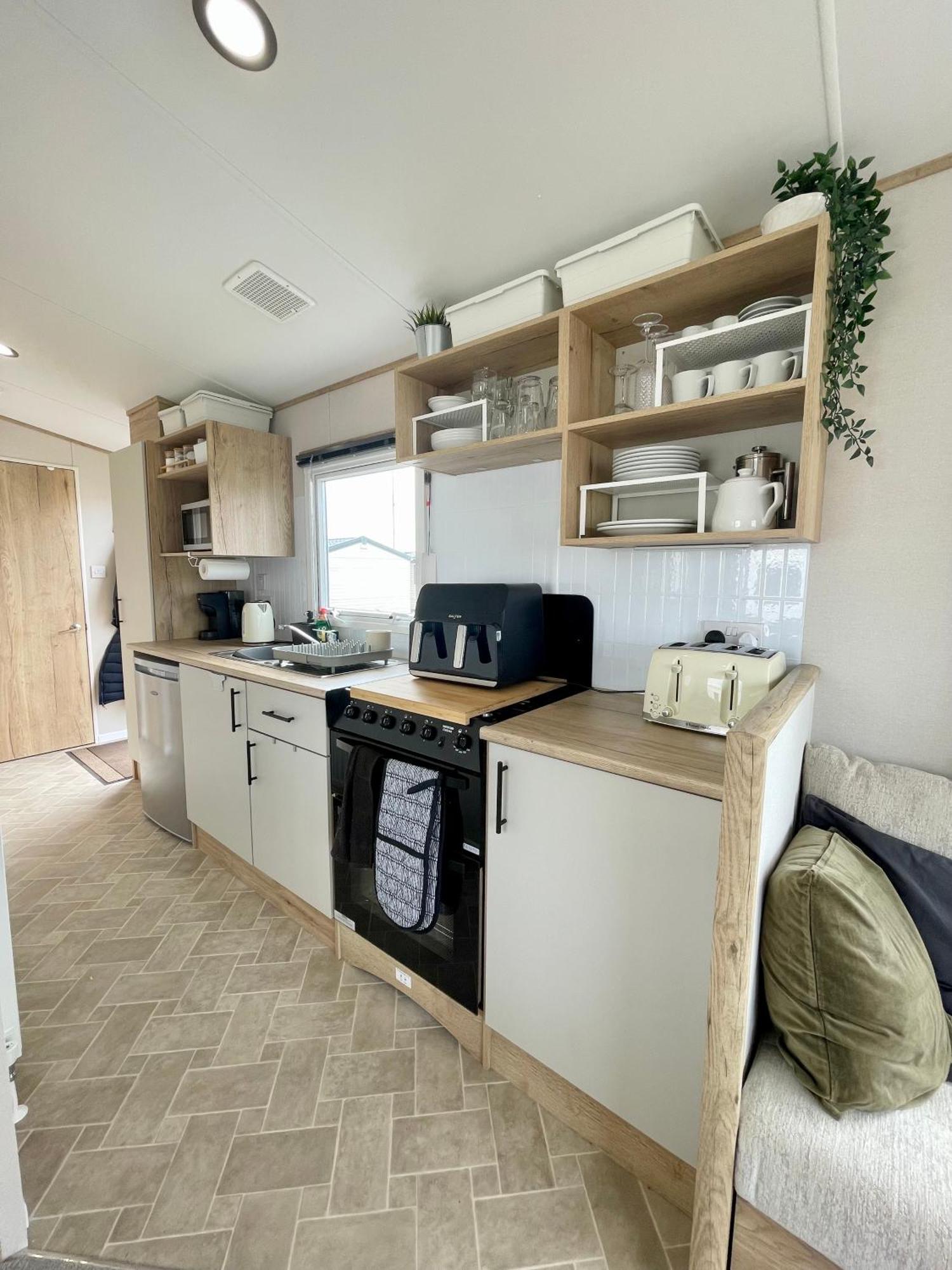 Trecco Bay Caravan Cosy Coastal Retreat Apartment
